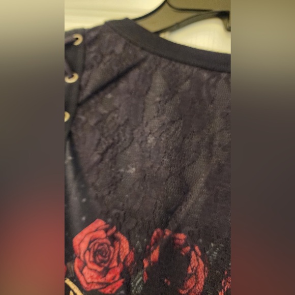 Affliction Women's NIGHTRAIN Guns N Roses Tank Top in Black size Small - Picture 8 of 9